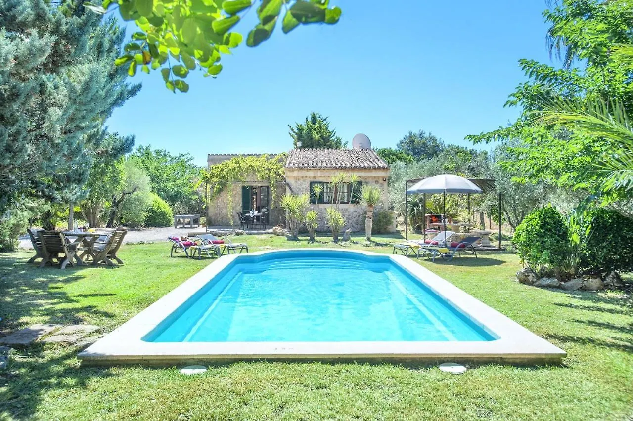 Villa Can Canaveret By Villa Plus Port de Pollença 0*,  Španělsko